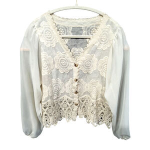 2/$55 Romantic lace embroidered Top Cottagecore lightweight Bohemian Size M